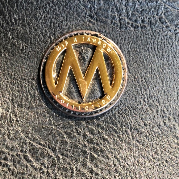 Mia K Farrow Collection Purse new condition - Picture 3 of 9